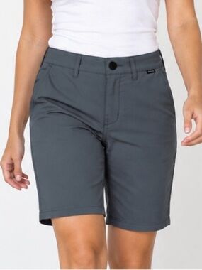 Hurley Nike Dri-FIT Women’s Size 10 Gray Bermuda Chino Walking Shorts